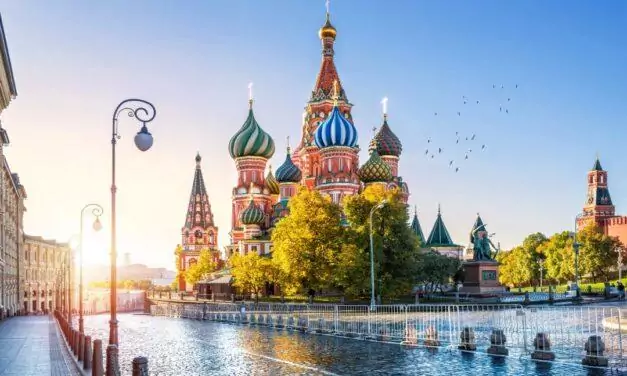 Поиск отелей по России
