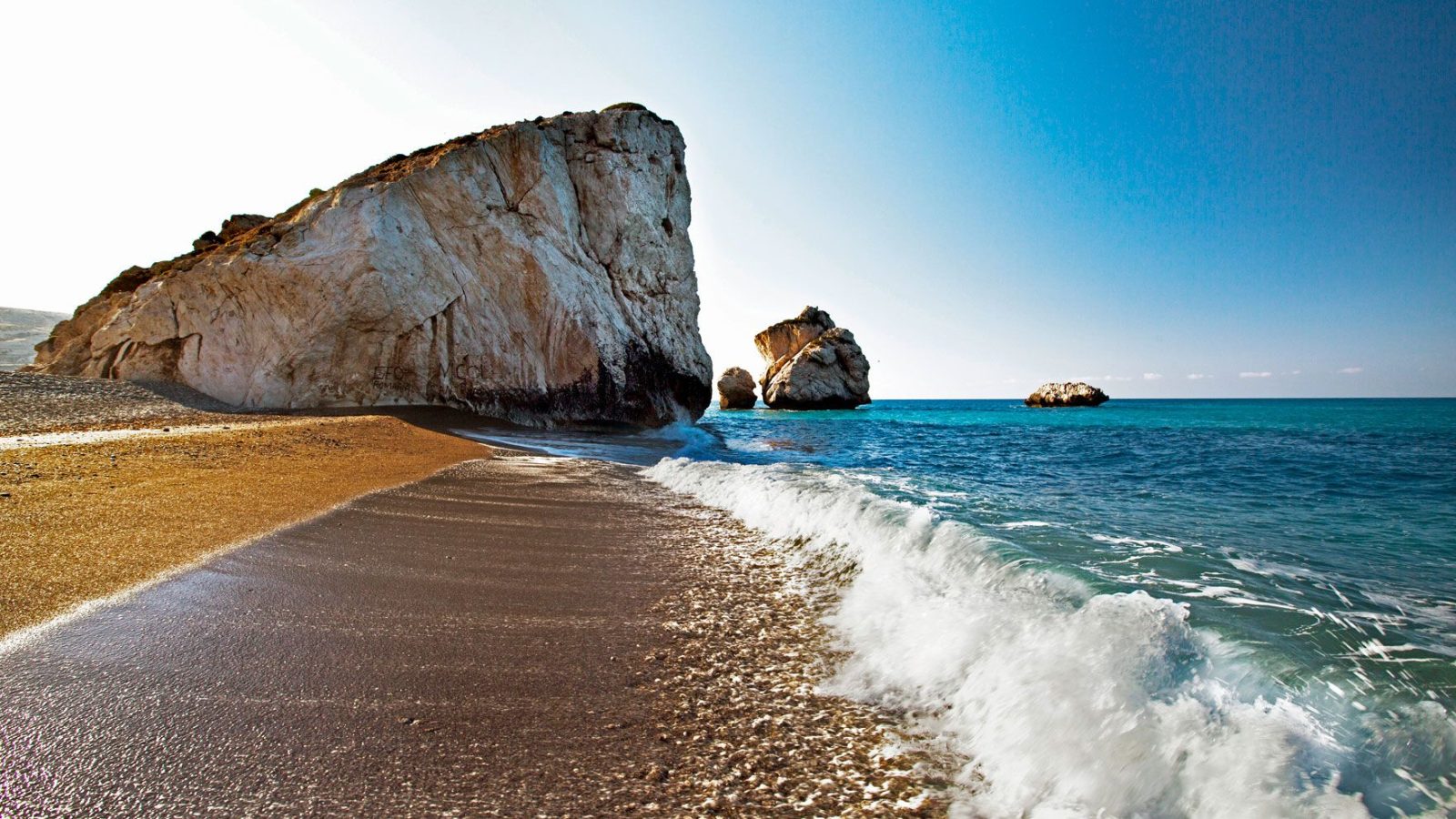 Какое море на Кипре? 4