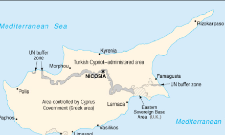 Какое море на Кипре?