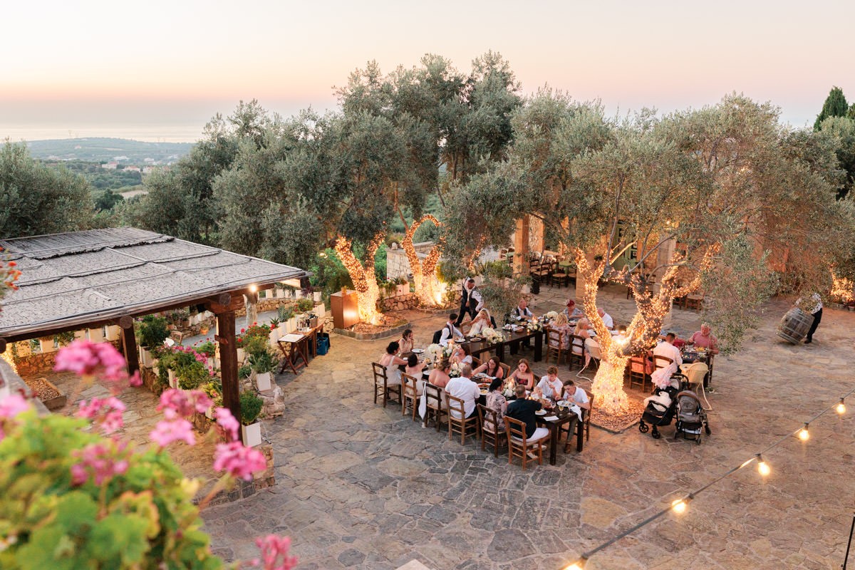 Свадьба в оливкой роще на крите