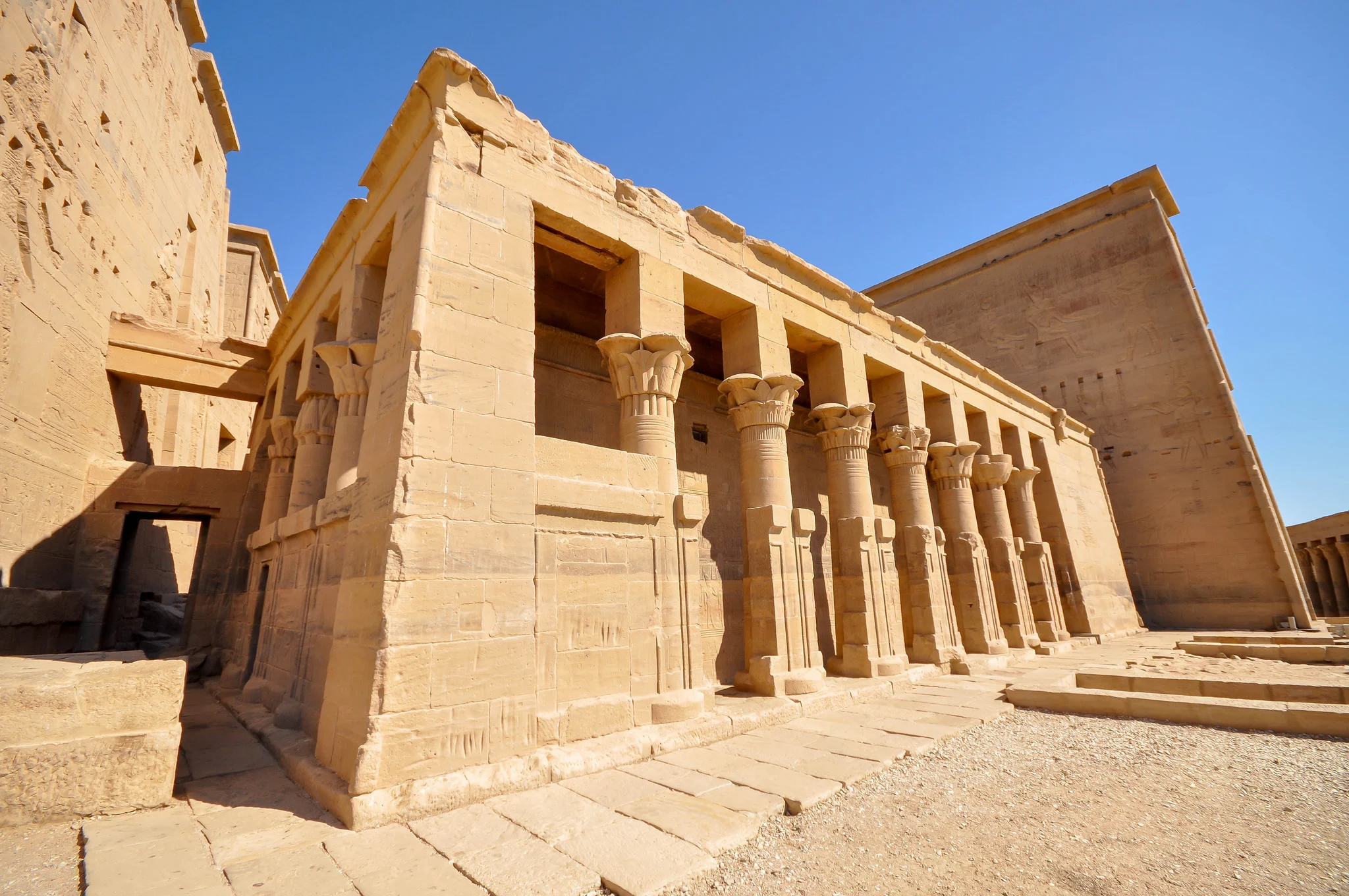 Храм царицы Хатшепсут в Фивах, Египет