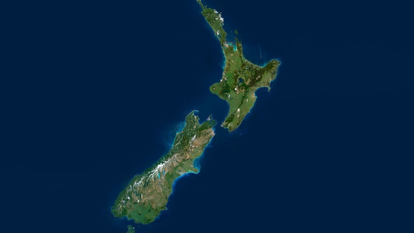 Новая Зеландия со спутника