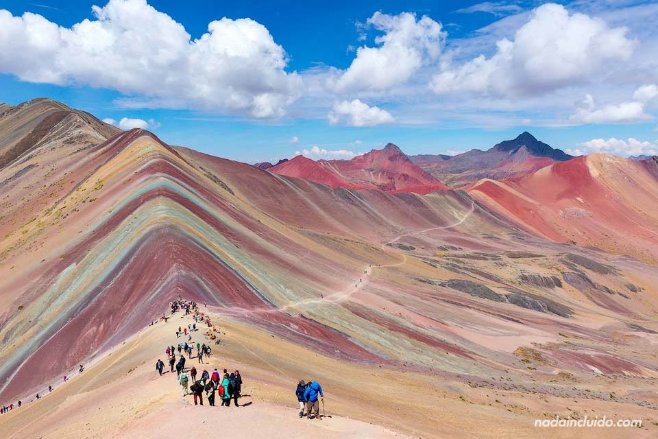 радужная гора Перу