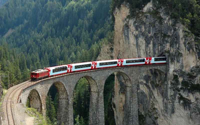 7 лучших железных дорог мира