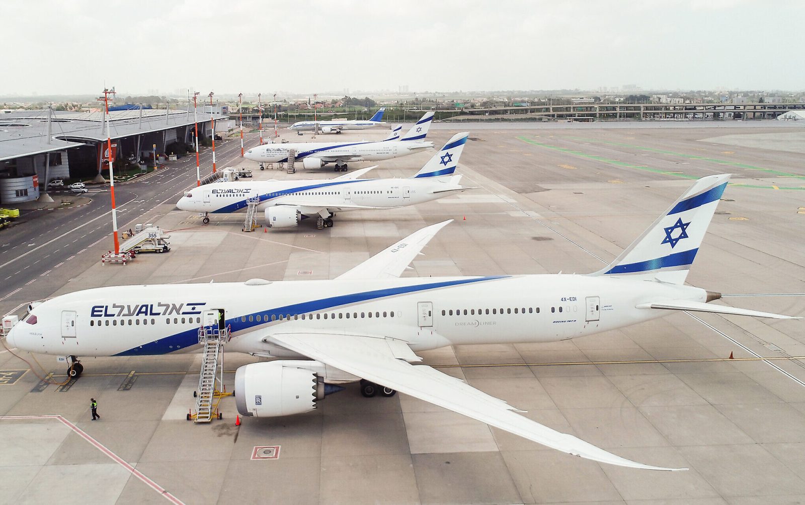 Транспорт в Израиле
самолеты