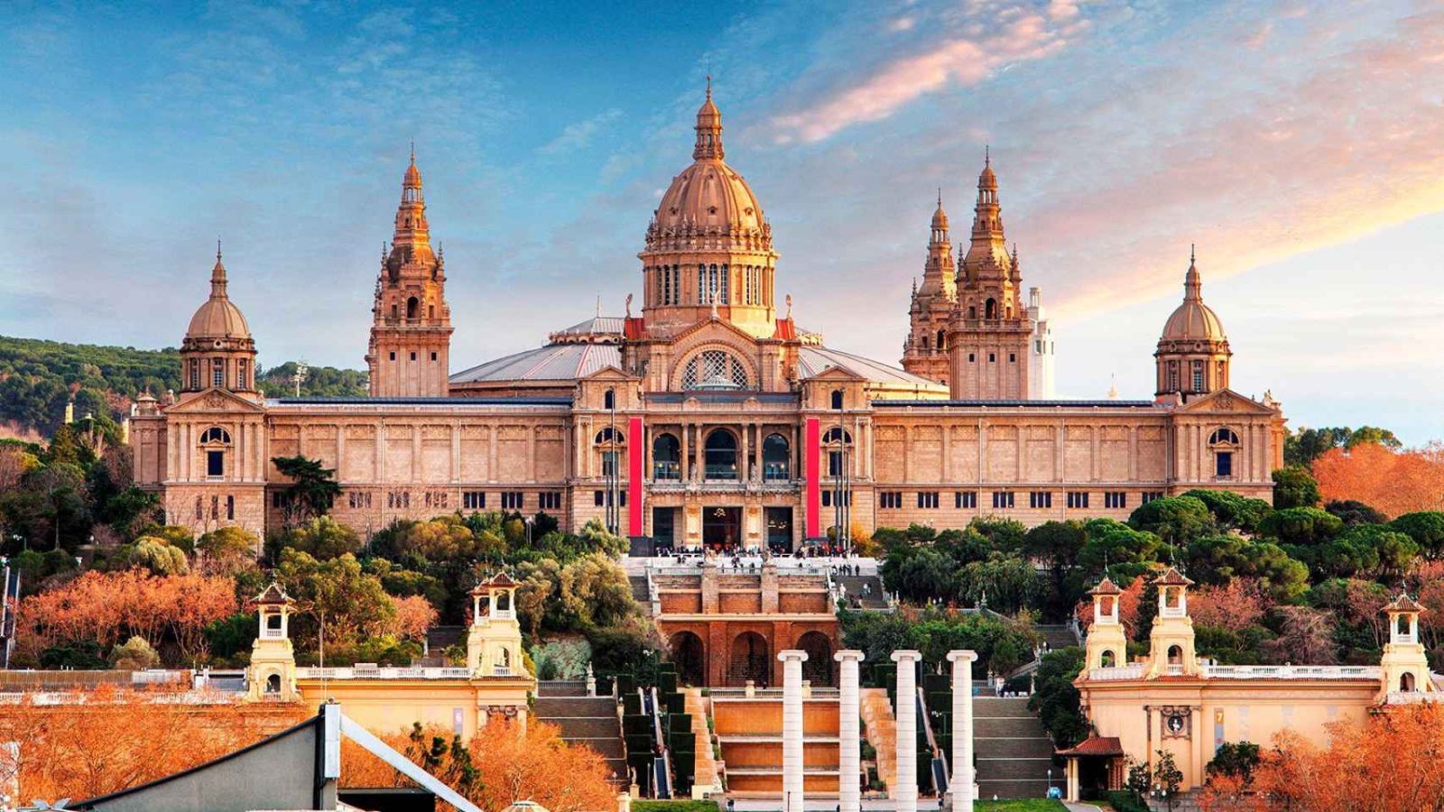 Национальный дворец Барселоны