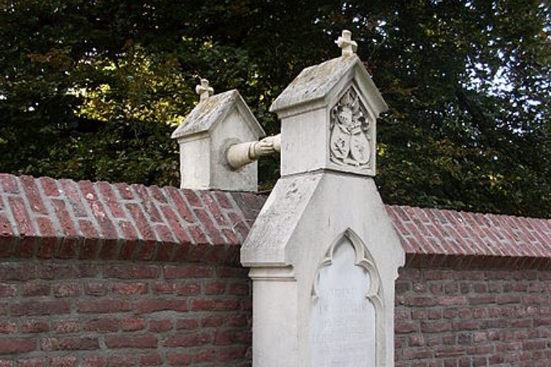 Кладбище Рурмонд.