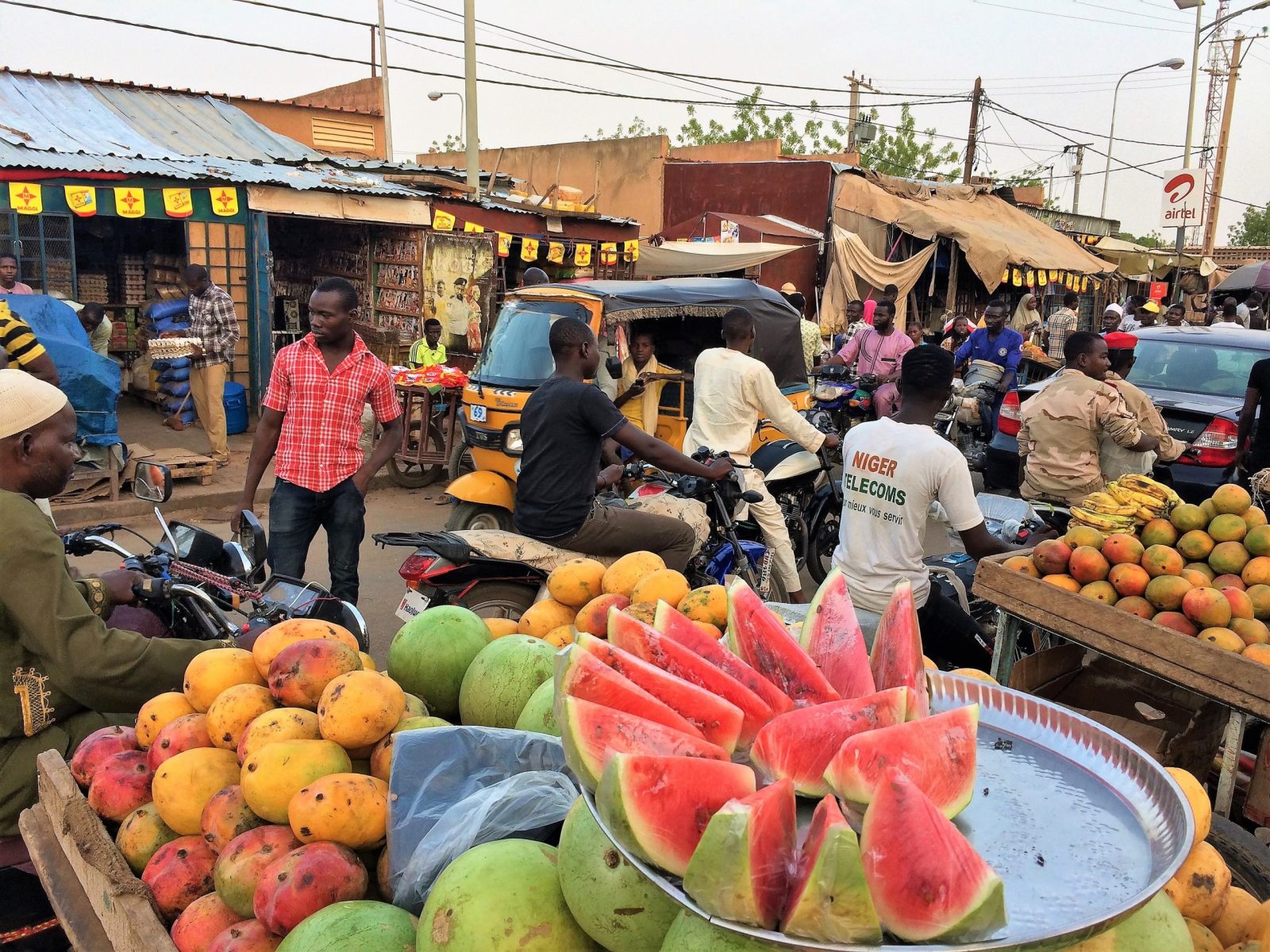 Нигер рынок