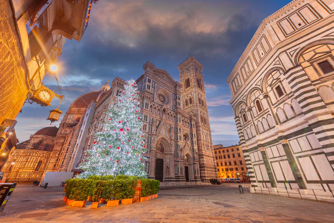Рождество во Флоренции улицы города