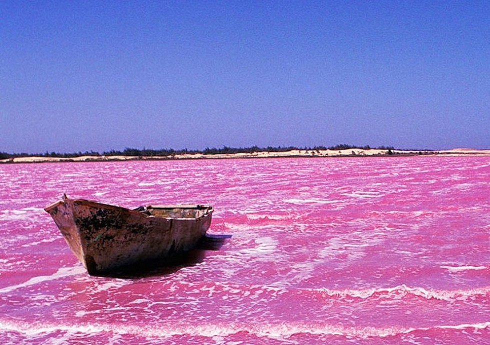Розовое озеро Ретба Сенегал